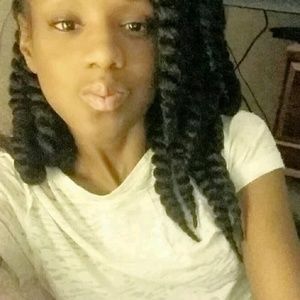 Meet your Posher, Trish